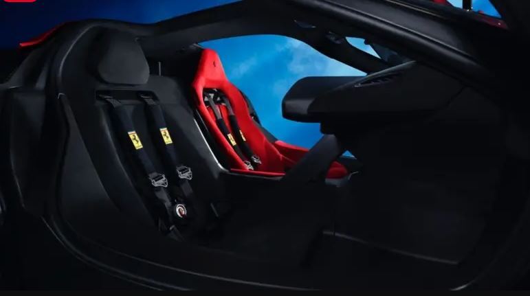 قوی‌ترین و گران‌ترین مدل تولید انبوه فراری به بازار آمد