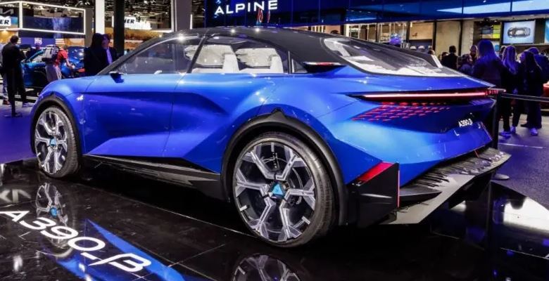 قوی‌ترین و گران‌ترین مدل تولید انبوه فراری به بازار آمد