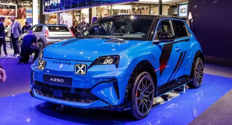 قوی‌ترین و گران‌ترین مدل تولید انبوه فراری به بازار آمد