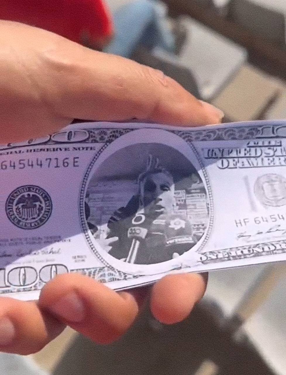 عکس | دلار هاشمی نسب در اراک!