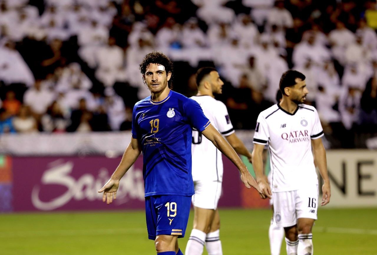 غزل خداحافظی نکونام خوانده شد/ پاختاکور نفس پرسپولیس را گرفت