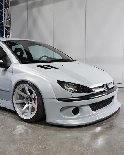 (تصاویر) پژو ۲۰۶ با یک ظاهر کاملاً جدید رونمایی شد