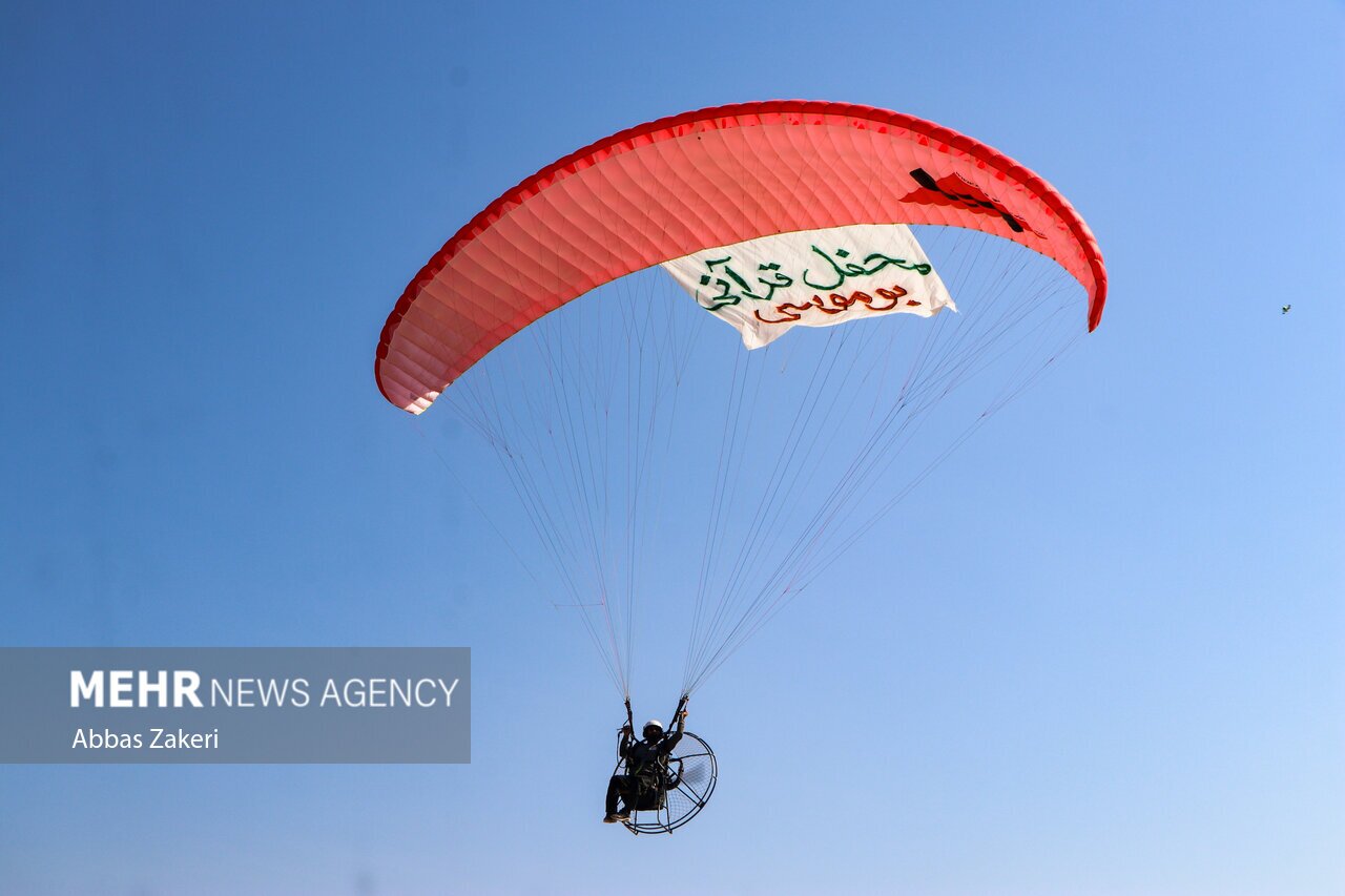 تصاویری جالب از برگزاری برنامه «محفل» در جزیره ابوموسی؛ چرا محفل به بوموسی رفت؟