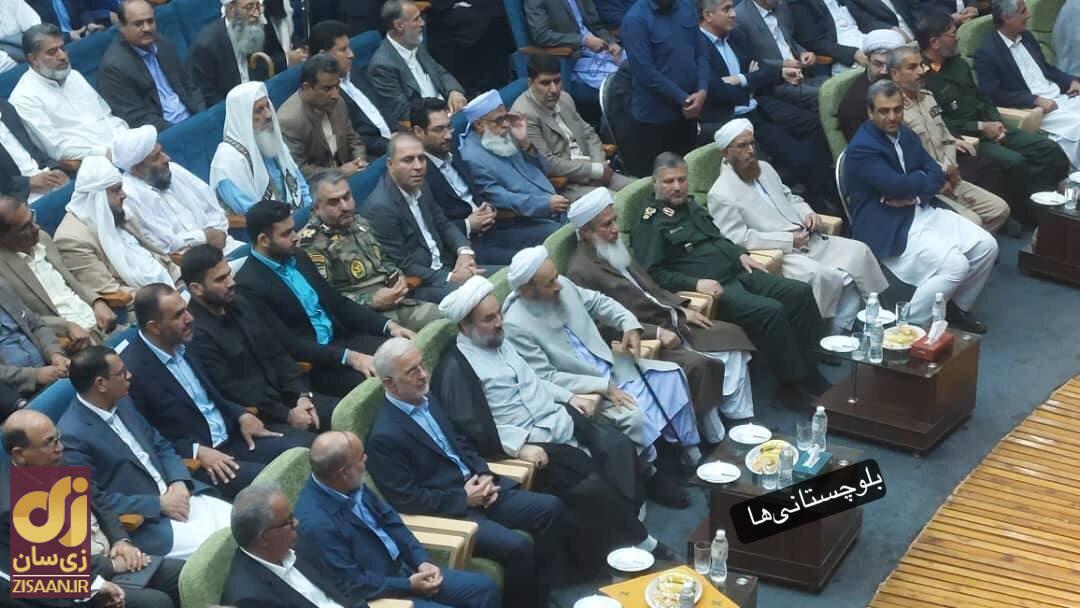 عکس | حضور مولوی عبدالحمید در جلسه معارفه استاندار سیستان و بلوچستان