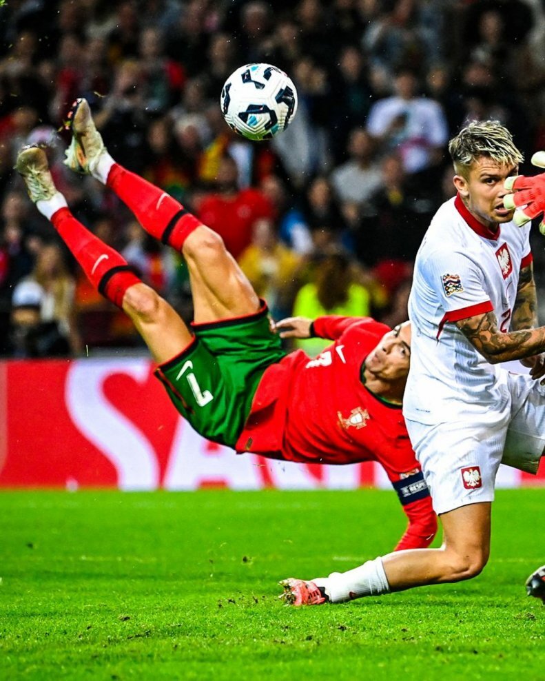 رونالدو با گل شگفت‌انگیز فاصله را با مسی افزایش داد؛  کریس نمی‌خواهد تمام شود!