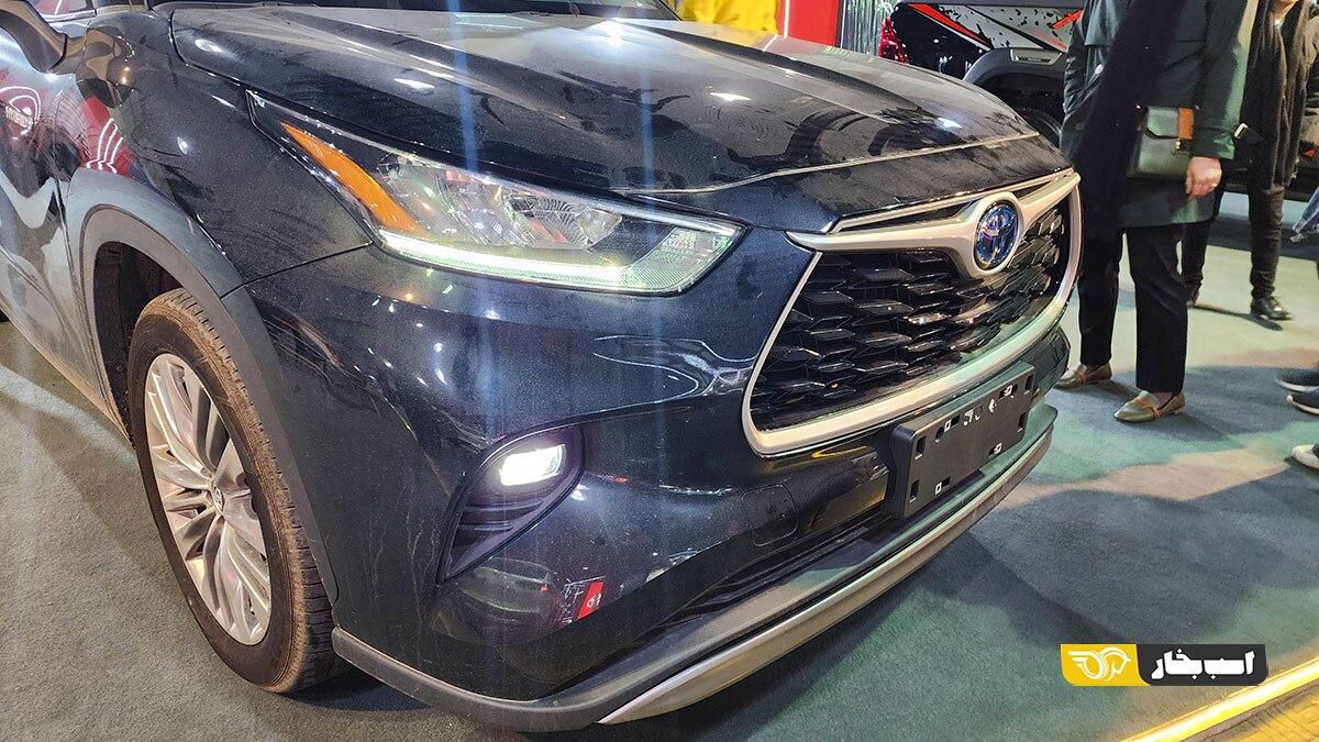 (تصاویر) اولین شاسی‌بلند ۷ نفره تویوتا به ایران آمد؛ رخ تویوتا هایلندر را ببینید