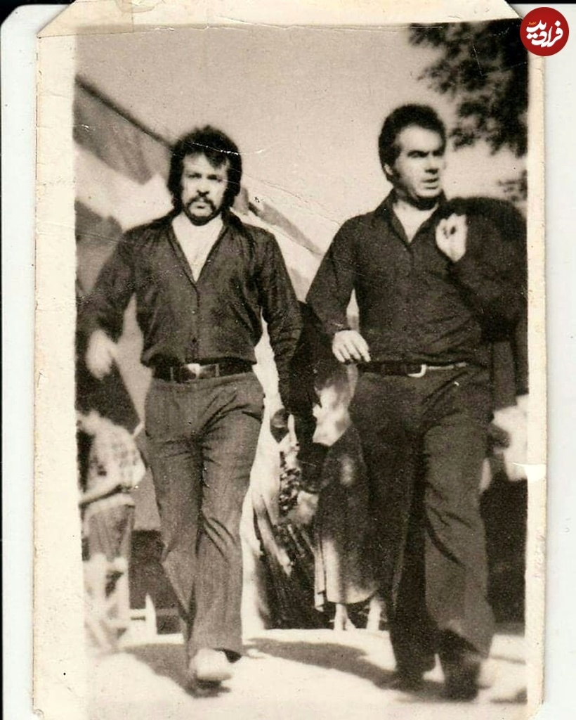 عکس | ناصر ملک مطیعی و ایرج قادری در نمایی از فیلم نقره داغ؛ سال ۱۳۵۰