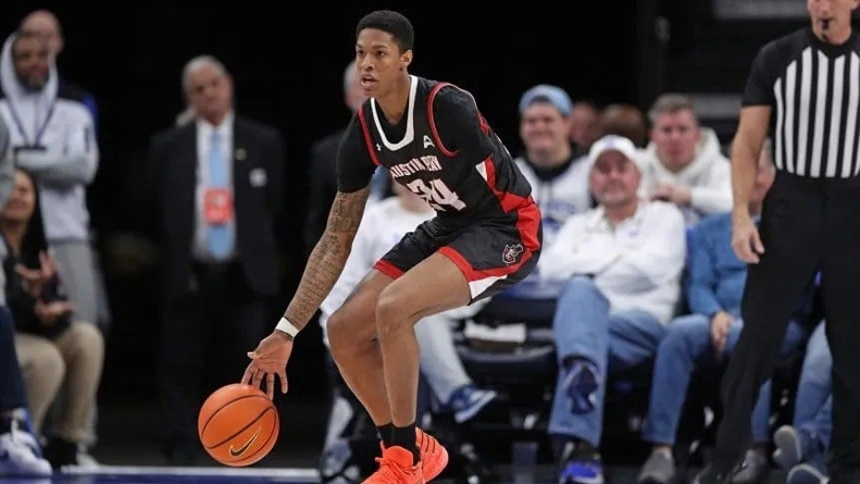 امانوئل؛ عجیب‌ترین بسکتبالیست تاریخ!