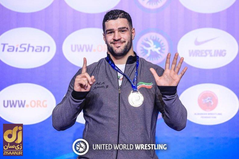 ماجرای نشان دادن عدد شش توسط امیررضا معصومی بعد از قهرمانی جهان!