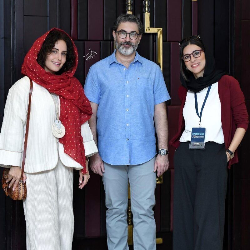 عکس | سحر دولتشاهی با چهره‌ای جدید در کنار پارسال پیروزفر و الناز شاکردوست در هتل پارسیان آزادی