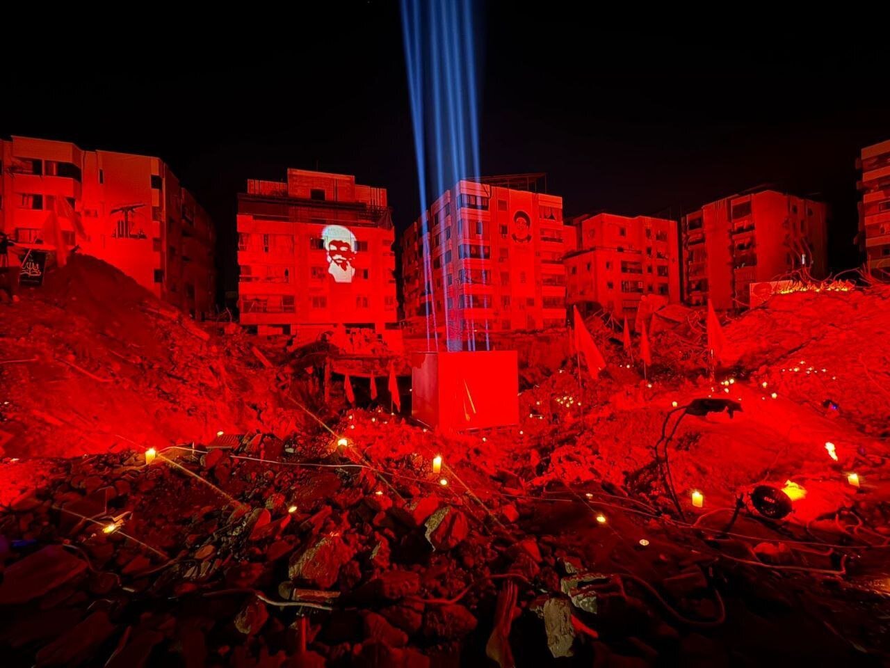 (تصاویر) برای نخستین بار؛ گشایش محل شهادت سیدحسن نصرالله به روی مردم (تصاویر) برای نخستین بار؛ گشایش محل شهادت سیدحسن نصرالله به روی مردم