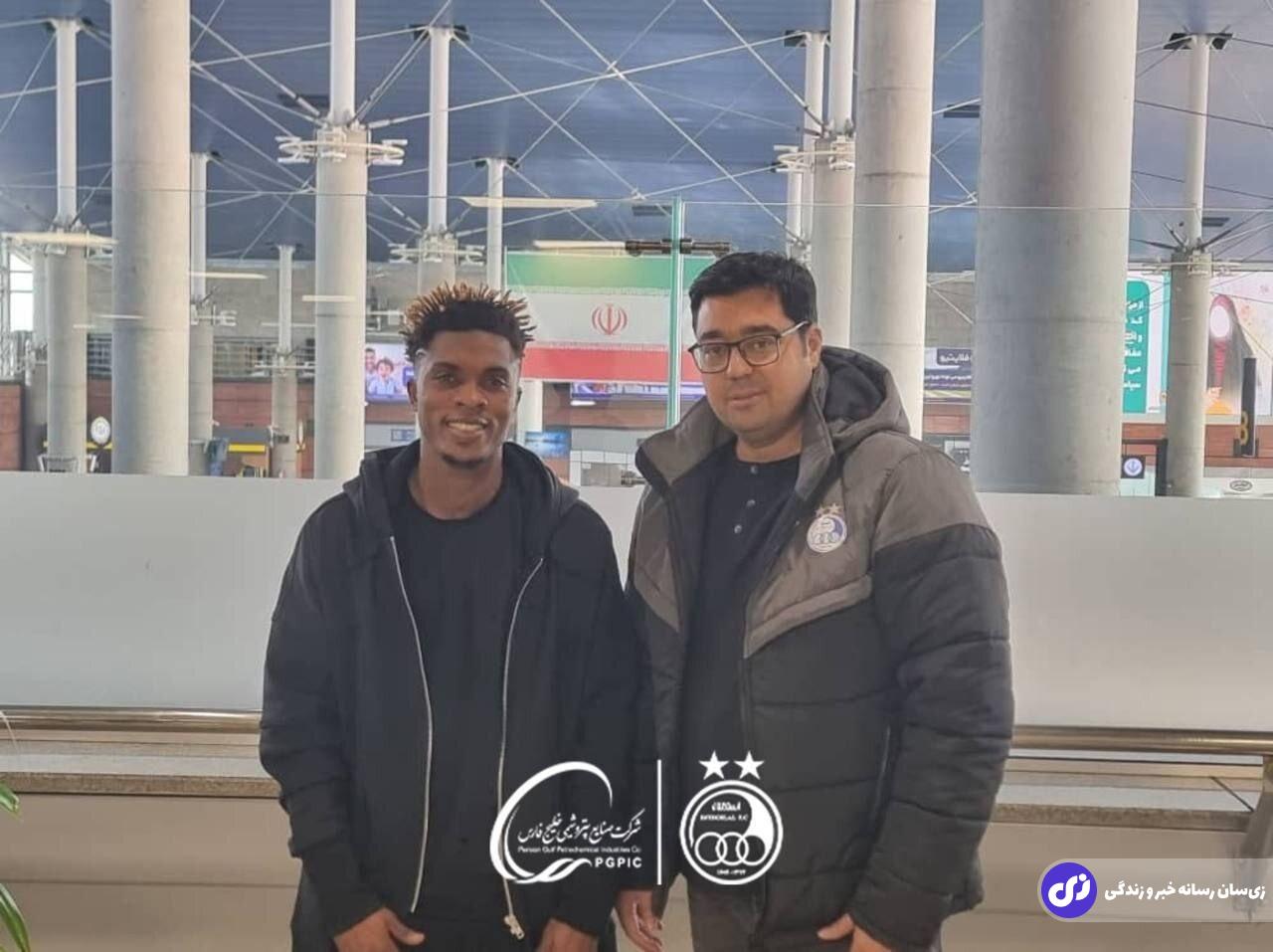 عکس | بازیکن جدید استقلال وارد تهران شد عکس | بازیکن جدید استقلال وارد تهران شد