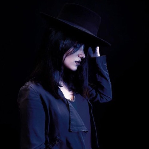 پرستو احمدی خواننده زن ایرانی