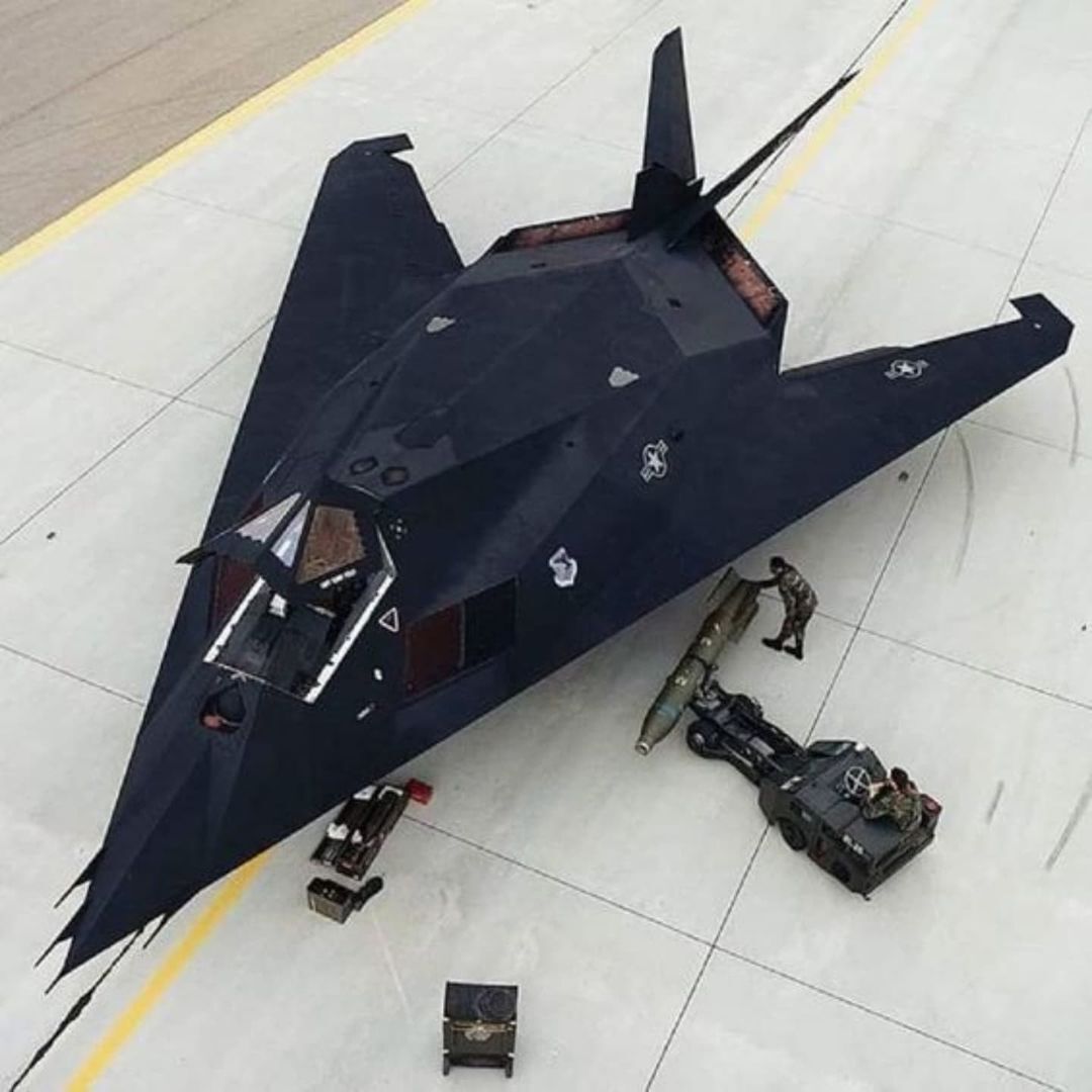 تصاویری از شاهین شب؛ عجیب‌ترین جنگنده نیروی هوایی آمریکا