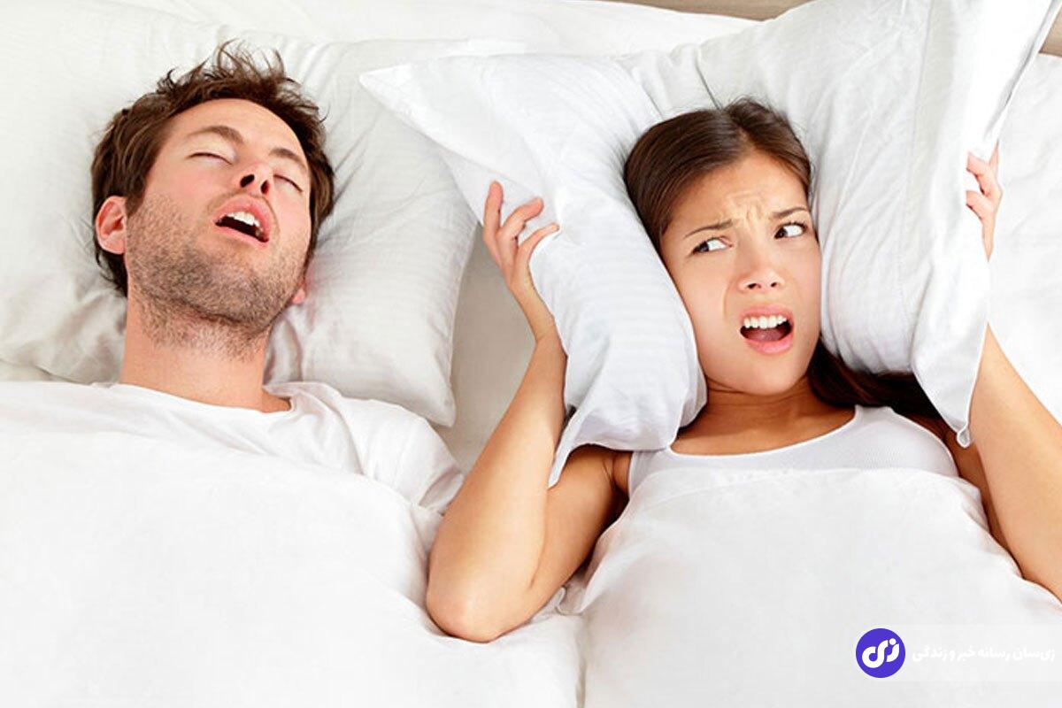 چگونه با یک توپ تنیس مشکل خر و پف خود را حل کنیم؟