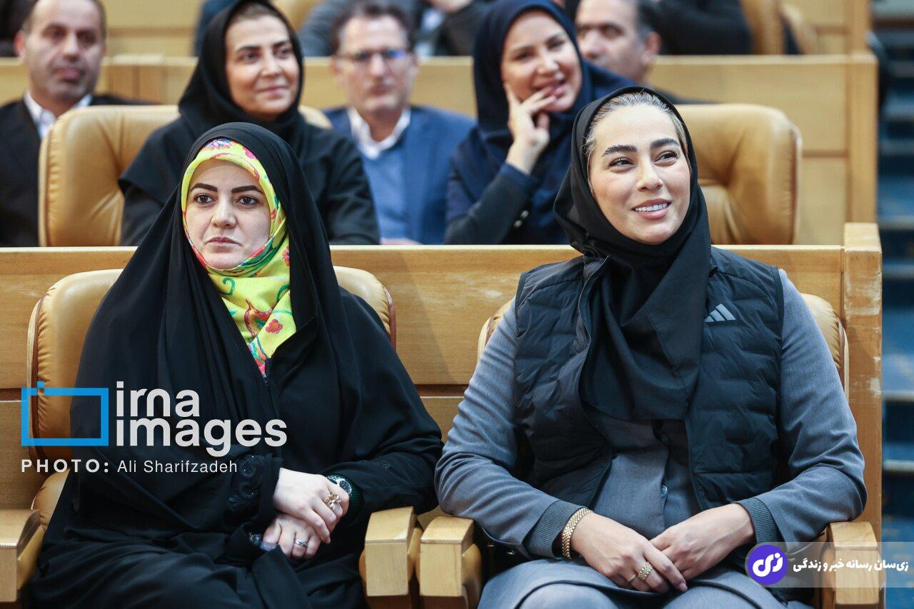 عکس جدید از دختر مسعود پزشکیان در کنار ورزشکاران زن عکس جدید از دختر مسعود پزشکیان در کنار ورزشکاران زن