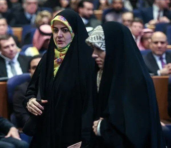 عکس | دختران پزشکیان و قالیباف در کنار یکدیگر