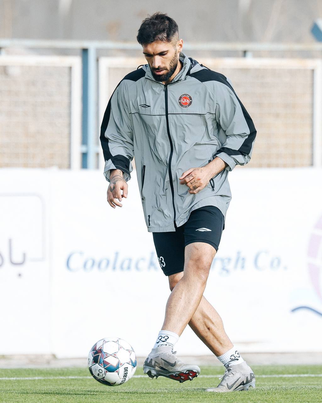 ستاره استقلالیِ تراکتور در راه پرسپولیس