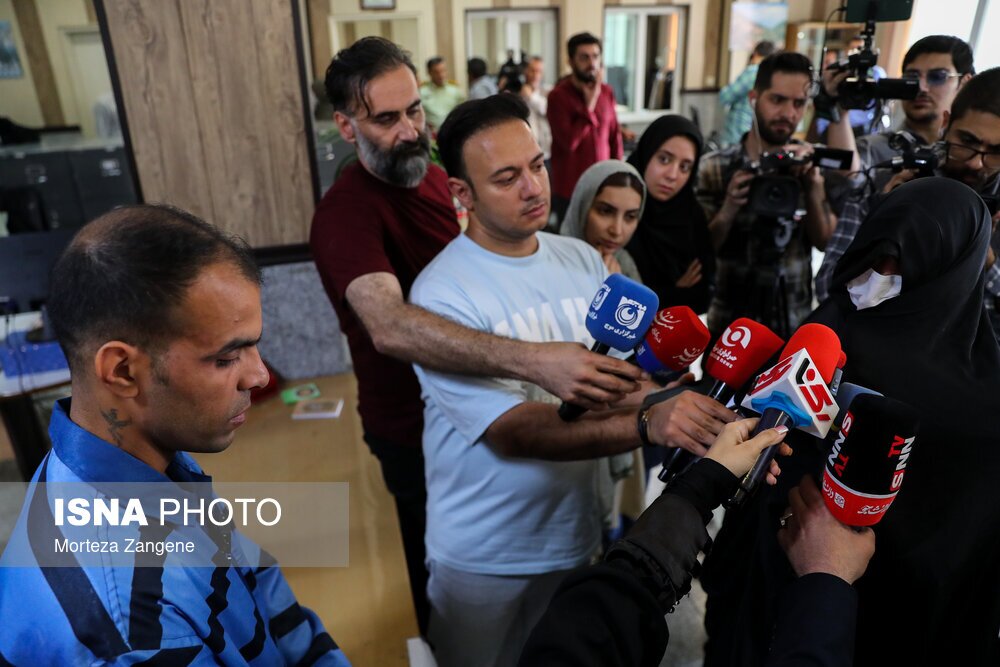 تصاویری از دستگیری عامل تجاوز سریالی در تهران و درگیری قربانیان با مرد شیطان صفت