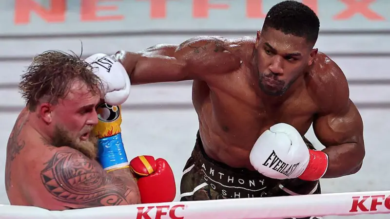 مبارزه آنتونی جاشوا و جیک پل؛ فک شکسته، دندان‌های خرد شده و «۲۸۰ میلیون دلار» جایزه!