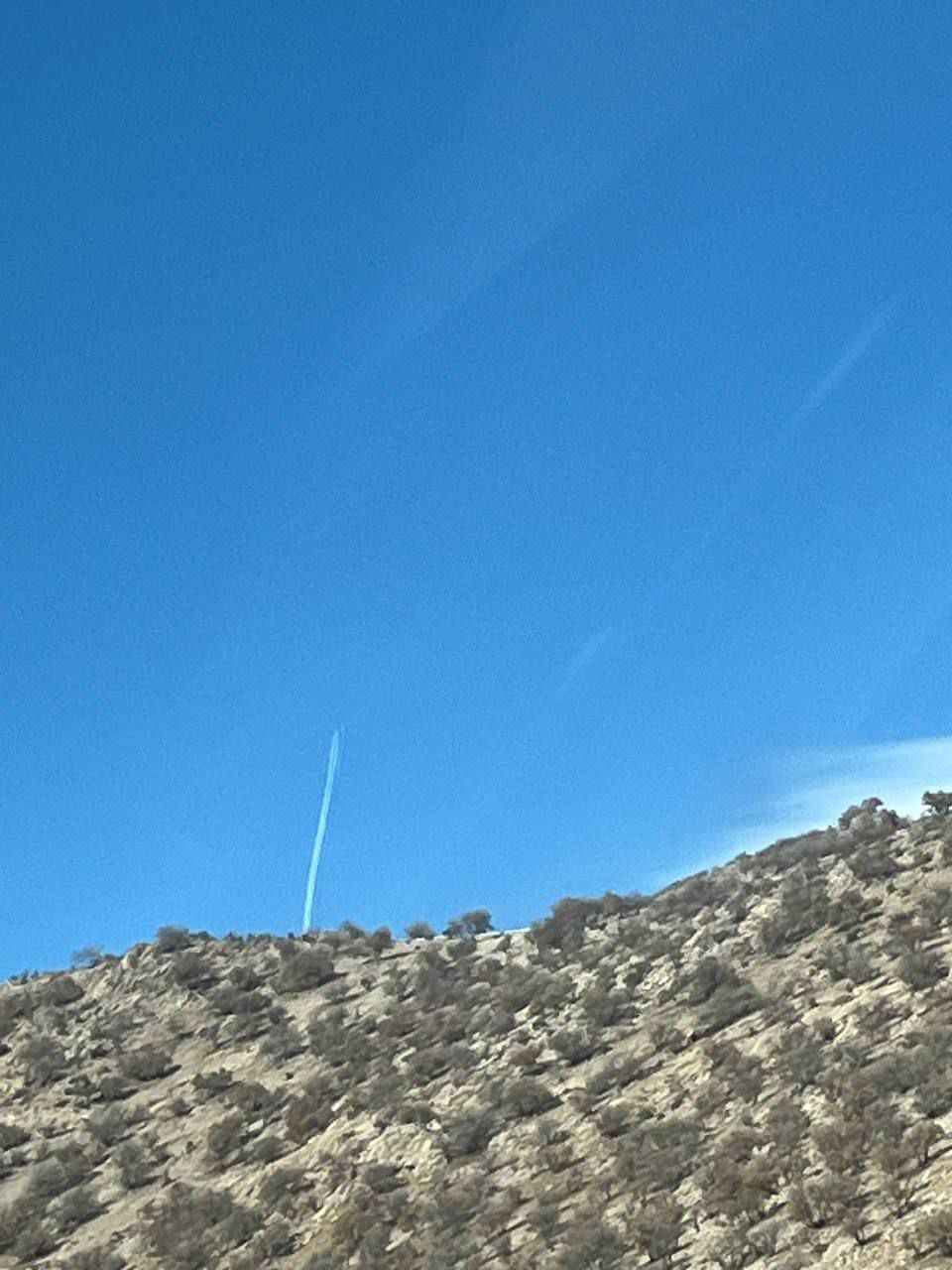 (تصاویر) آزمایش موشکی در خرم‌آباد، مهاباد، اصفهان، تهران و مشهد