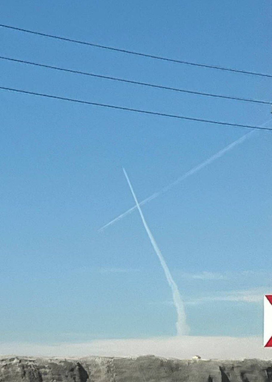 (تصاویر) آزمایش موشکی در خرم‌آباد، مهاباد، اصفهان، تهران و مشهد