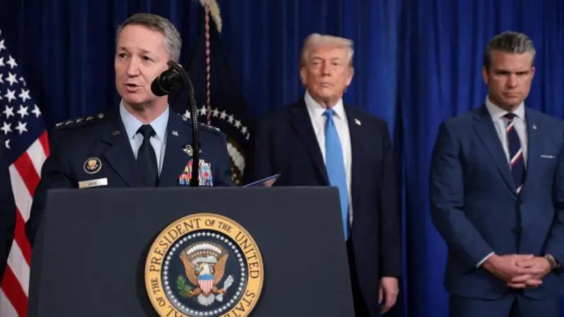 حمله آمریکا به ونزوئلا؛ مادورو و همسرش شبانه بازداشت و راهی آمریکا شدند/ ترامپ: ونزوئلا را تا دوره انتقالی اداره می‌کنیم