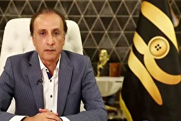 ۵ سال پیش محمدرضا حیاتی به جرم ابراز علاقه به ابی از تلویزیون اخراج شد؛ شب یلدا روی آنتن آهنگ ابی را خواند