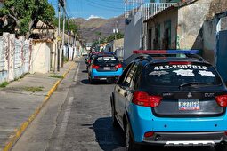 فیلمی از تبلیغ کوییک سایپا در کشور ونزوئلا؛ کوییک خودرو پلیس شد!