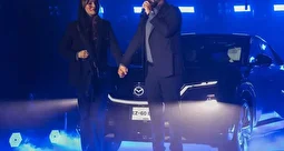 خودرو مزدا EZ-۶۰؛ واکنش تند آناهیتا همتی به هدیه ۴ میلیاردی کامران تفتی به متین ستوده