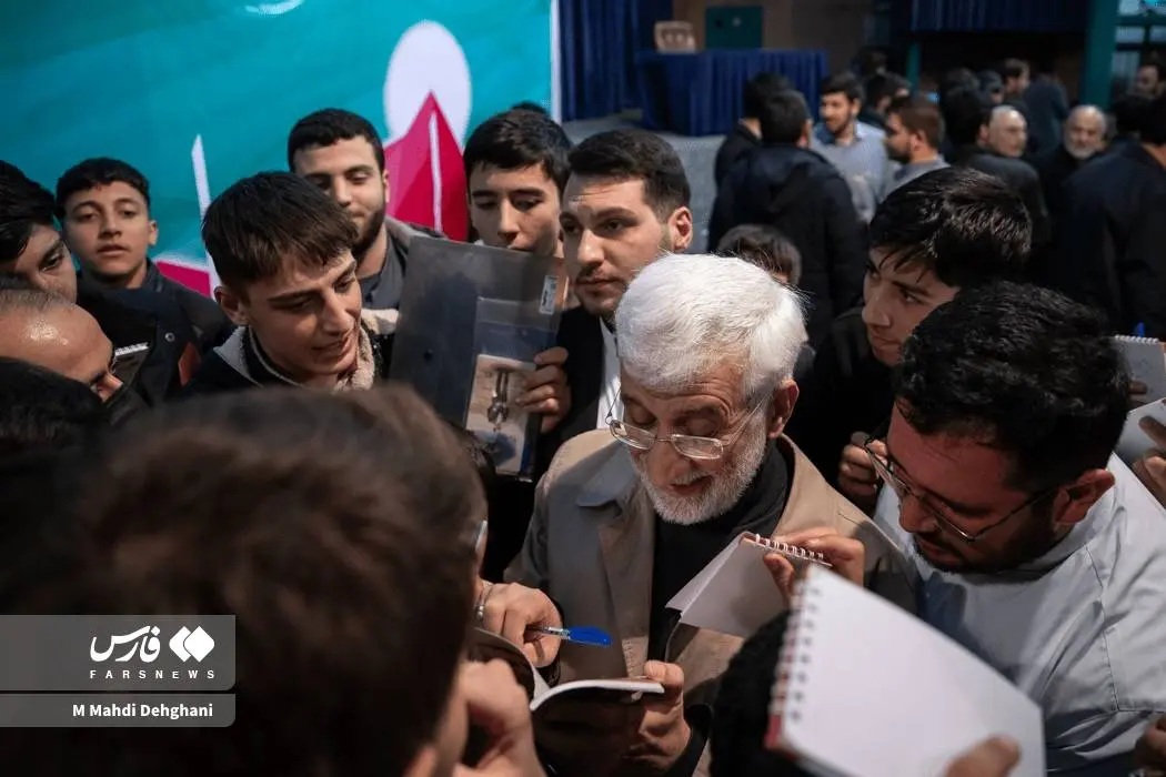 ژست و خنده‌های سعید جلیلی در یک مراسم سوژه کاربران شد