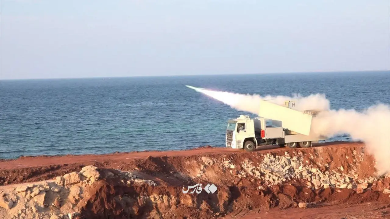 تصاویر | مرحله نخست رزمایش نیروی دریایی سپاه؛ سپاه در خلیج فارس نبرد با آمریکا را تمرین کرد تصاویر | مرحله نخست رزمایش نیروی دریایی سپاه؛ سپاه در خلیج فارس نبرد با آمریکا را تمرین کرد