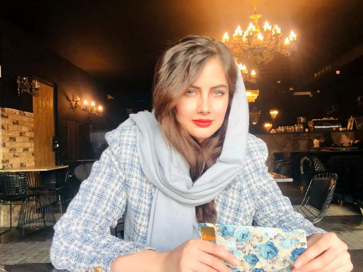 فرزانه فرنام