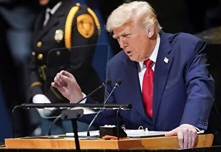 ترامپ: ناوگان عظیم جنگی به سمت ایران در حرکت است/ اگر آنها هرگونه اعدام را انجام بدهند حمله می‌کنیم