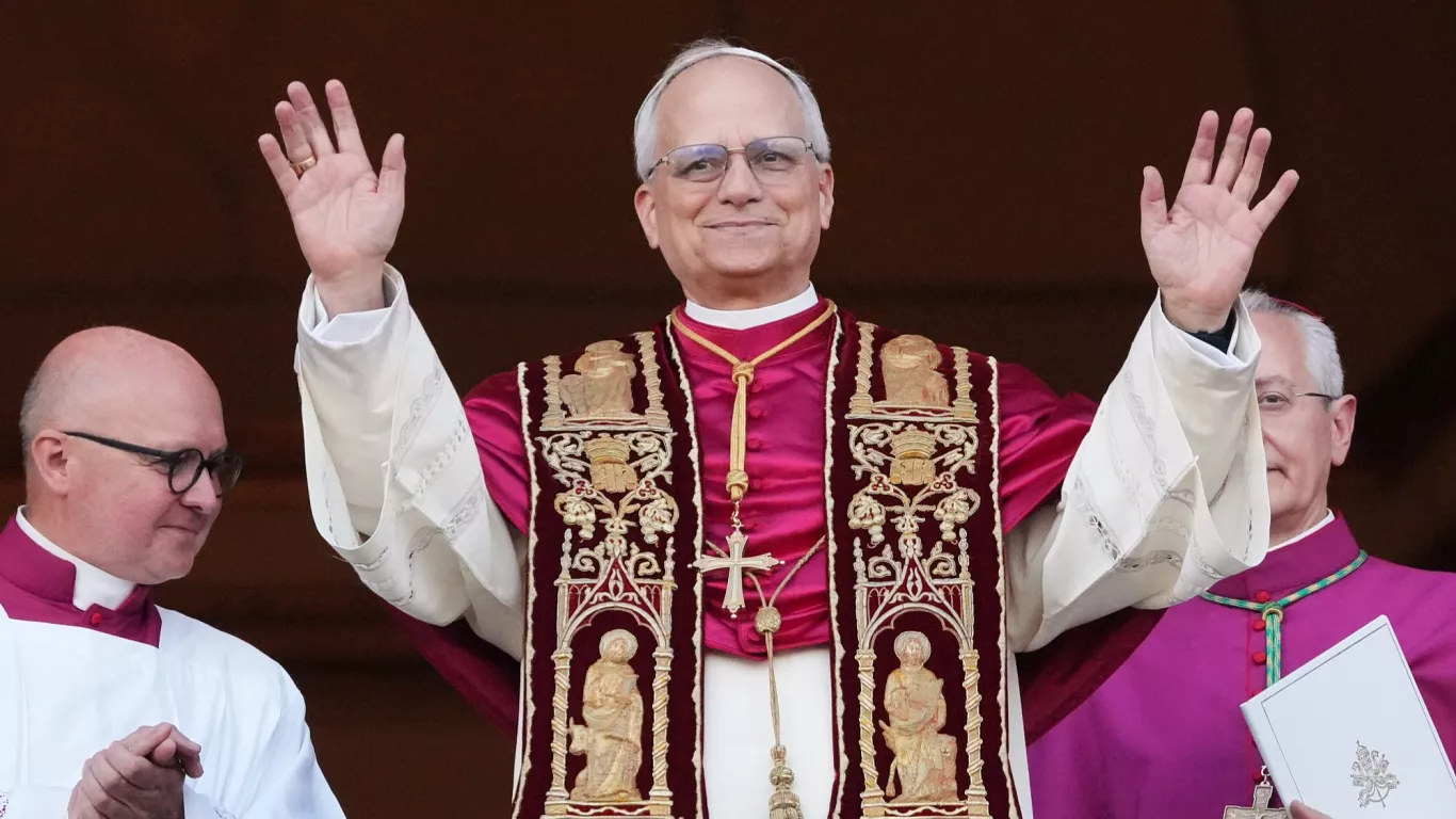 «لئون چهاردهم»؛ کاردینال آمریکایی «رابرت فرانسیس پرِووست» پاپ شد