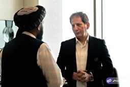 اولین تصویر از بابک زنجانی بیرون از زندان در حال راندن کامیون!