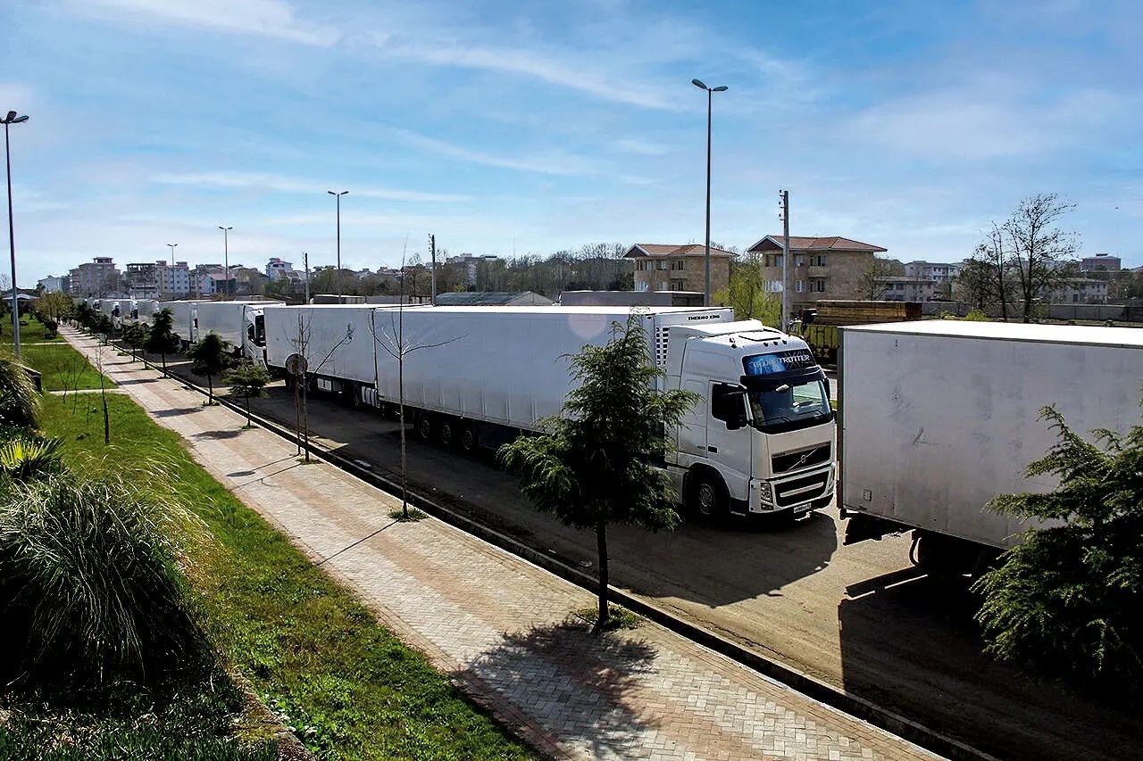 ترکیه ۶ هزار کامیون ایرانی را به مزایده گذاشت!