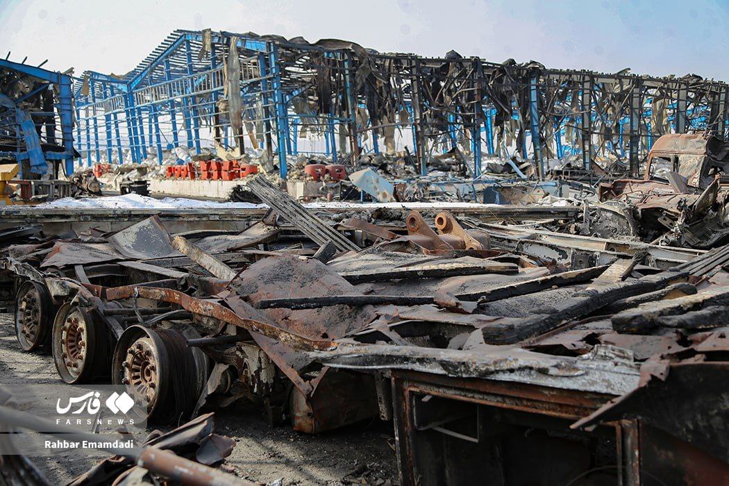 بندر شهید رجایی یک ماه بعد از آتش‌سوزی