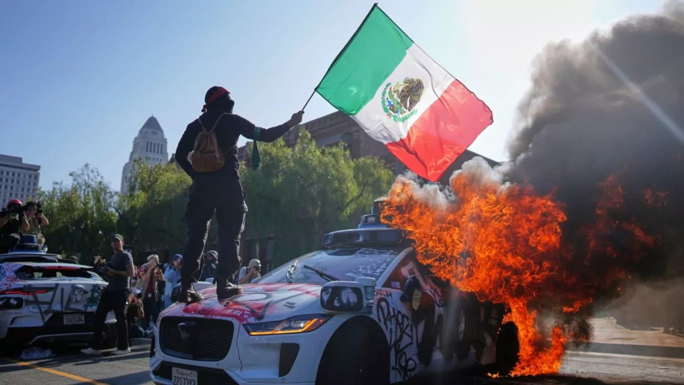 جنجال بر سر اعزام کم‌سابقه گارد ملی؛ اعتراض‌ها در لس‌آنجلس بالا گرفت