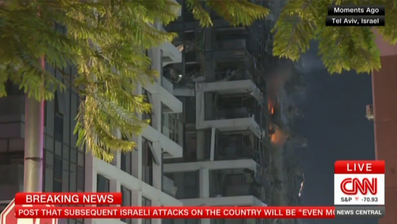 گزارش لحظه به لحظه از حمله اسرائیل به ایران؛ سردار سلامی، سردار باقری و سردار حاجیزاده و چندین دانشمند هستهای ترور شدند / حمله به سایت نطنز و ۱۲ استان ایران گزارش لحظه به لحظه از حمله اسرائیل به ایران؛ سردار سلامی، سردار باقری و سردار حاجیزاده و چندین دانشمند هستهای ترور شدند / حمله به سایت نطنز و ۱۲ استان ایران