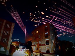 تصاویری دیدنی از مقابله پدافند تهران با اهداف رژیم اسرائیل