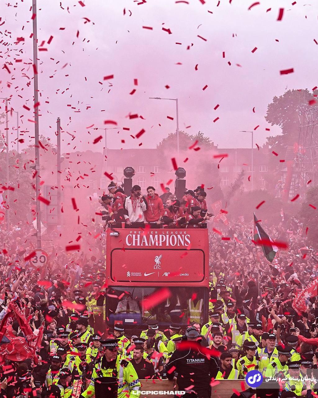 فیلم 18+ از حمله هولناک یک خودرو به هواداران لیورپول در خیابان