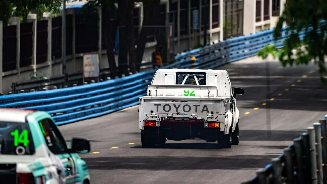 عکس | چهره متفاوت ارزان‌ترین تویوتا هایلوکس جهان