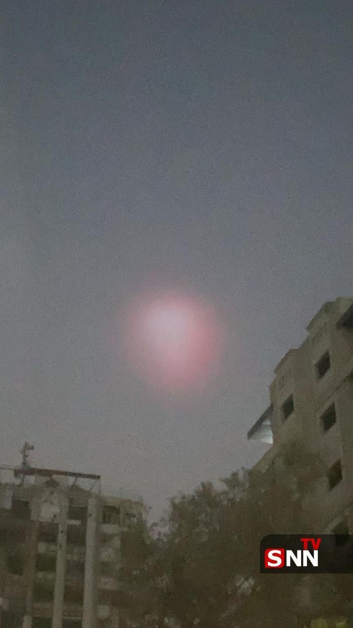 نور عجیب در آسمان فلسطین پس از شلیک موشک یمنی