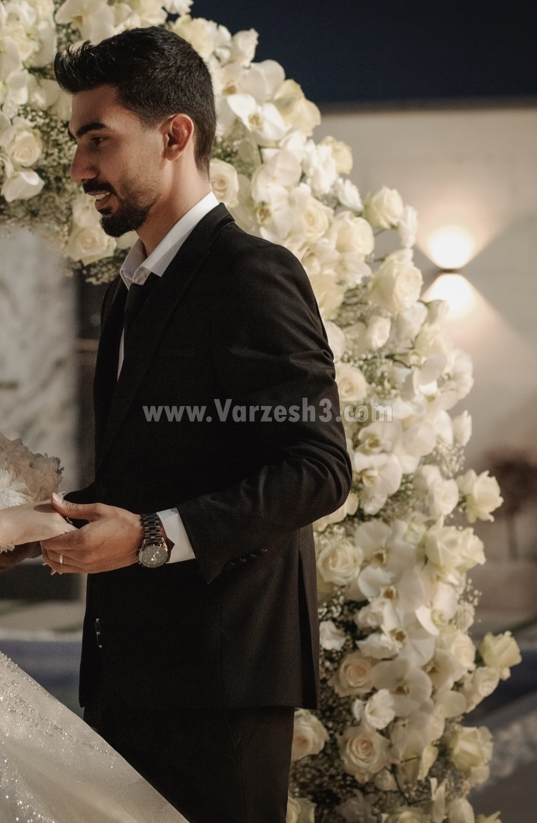 تصاویر مراسم عروسی ستاره پرسپولیس جنجالی شد تصاویر مراسم عروسی ستاره پرسپولیس جنجالی شد