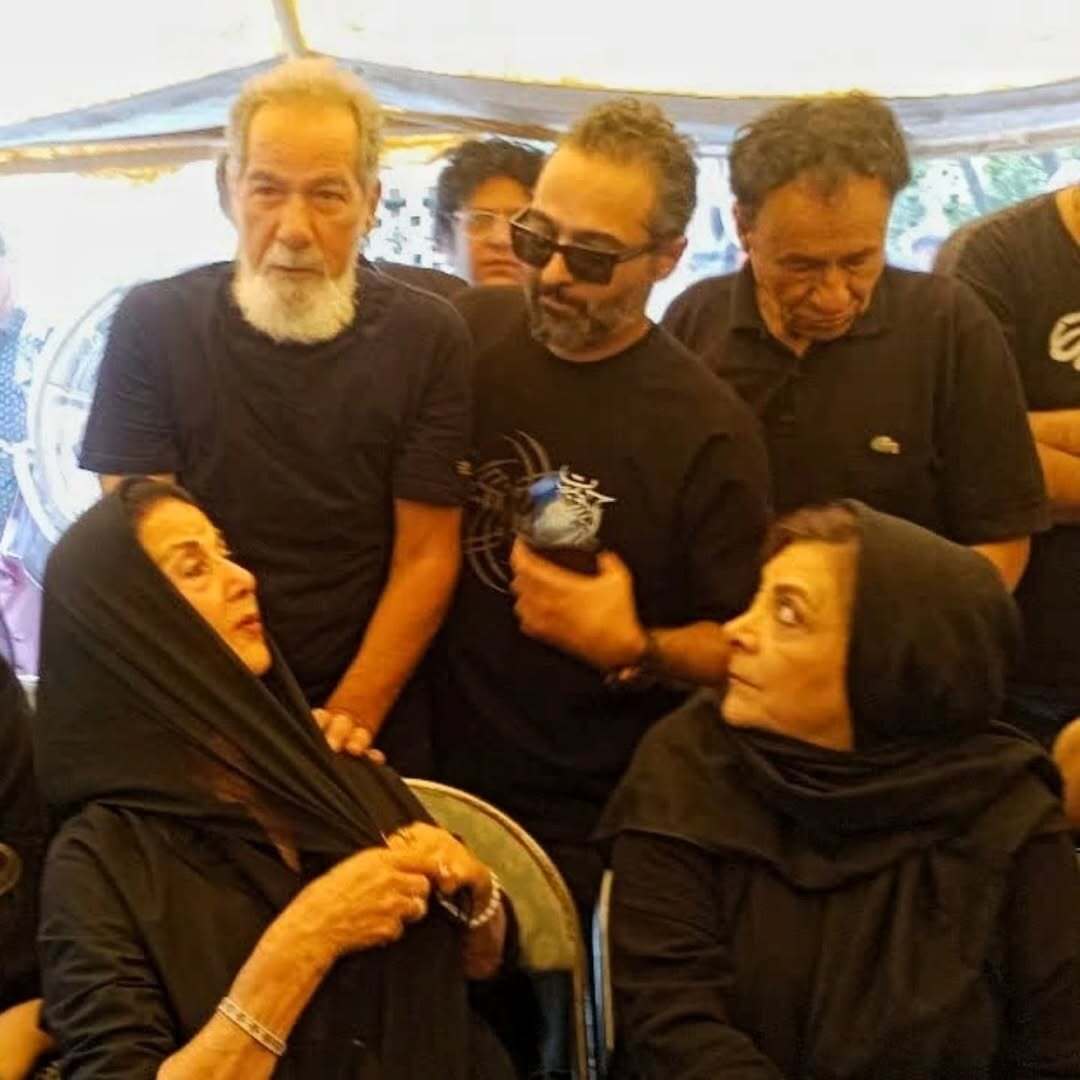 تصاویری تلخ از حضور چهرهها در مراسم همایون تصاویری تلخ از حضور چهرهها در مراسم همایون