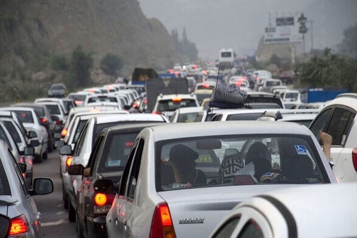 ترافیک بسیار سنگین در مسیر‌های ورودی به تهران