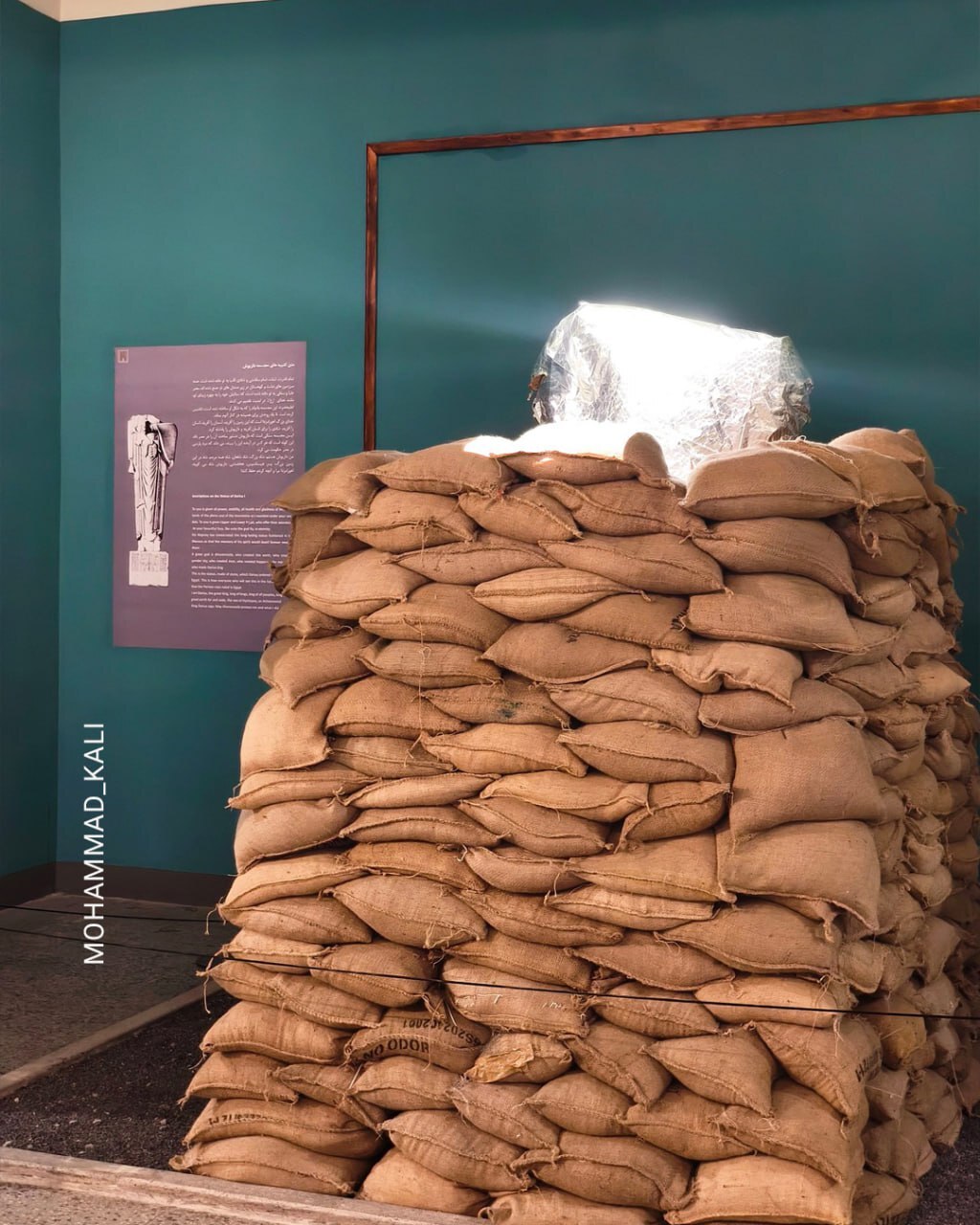 تصاویری از نحوه محافظت از آثار باستانی ایران در طول مدت تجاوز اسرائیل