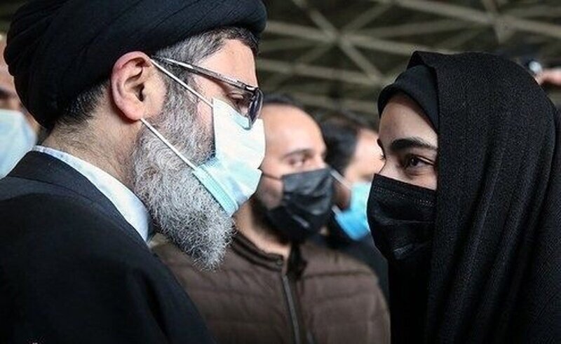 تصاویر کمتر دیده شده از دختر سردار سلیمانی در کنار پدرشوهر لبنانیاش تصاویر کمتر دیده شده از دختر سردار سلیمانی در کنار پدرشوهر لبنانیاش