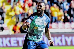 داکنز نازون امروز برای عقد قرارداد به ایران می‌آید